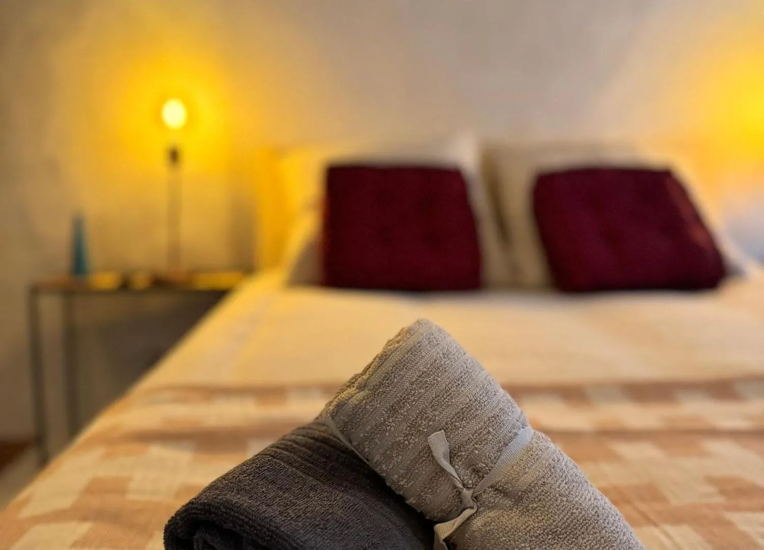 Chambre Privee Tout Confort Centre Historique 拉沃尔 公寓