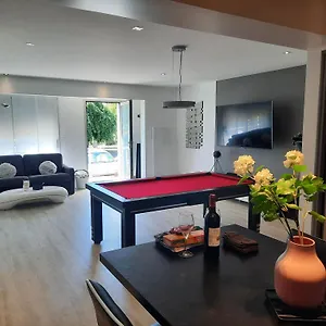  Appartement 90m2 Design, Jacuzzi, Billard... France